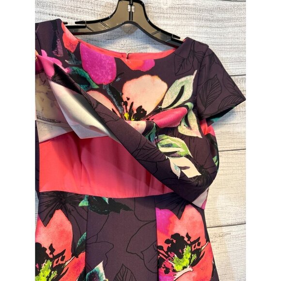 Vince Camuto Floral Print Fit and Flare Dress Size 2 - Picture 2 of 5